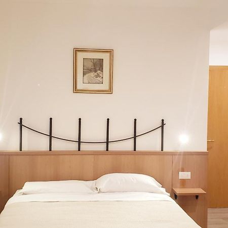 Hotel Cantaleone San Michele allʼAdige Exteriör bild